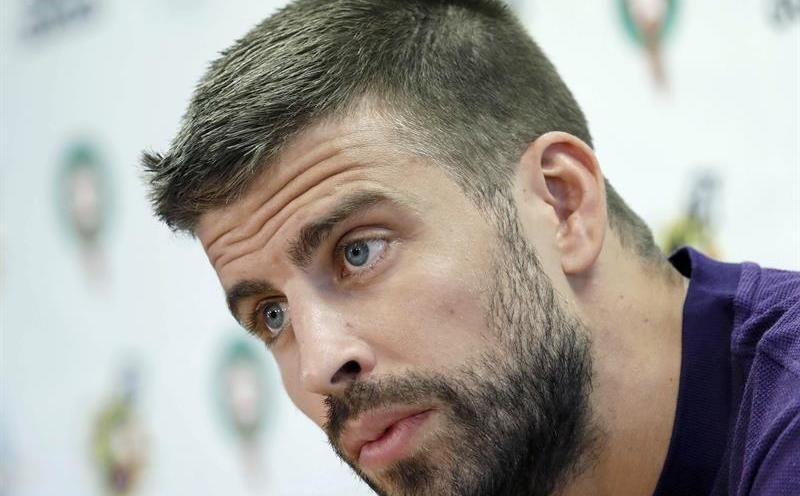 Piqué niega una "batalla de egos" con Federer