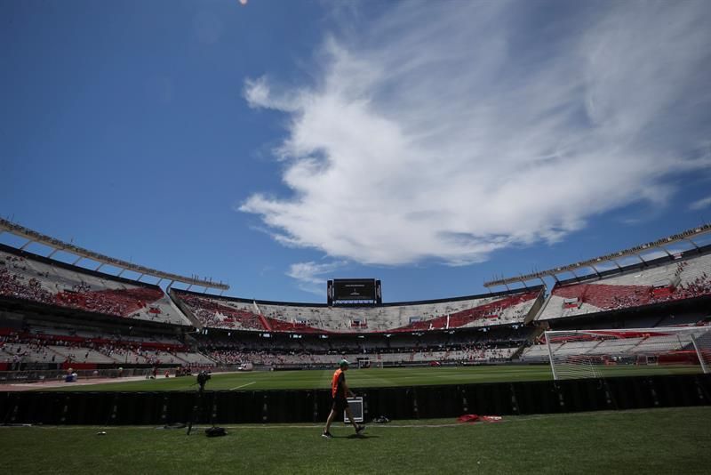 Allanan el Monumental tras los hechos de violencia en el River-Boca del sábado