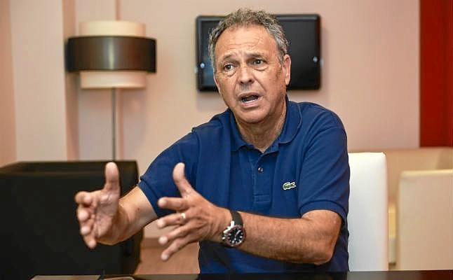 Caparrós: "Gonalons se quiere quedar pero tenemos que esperar"
