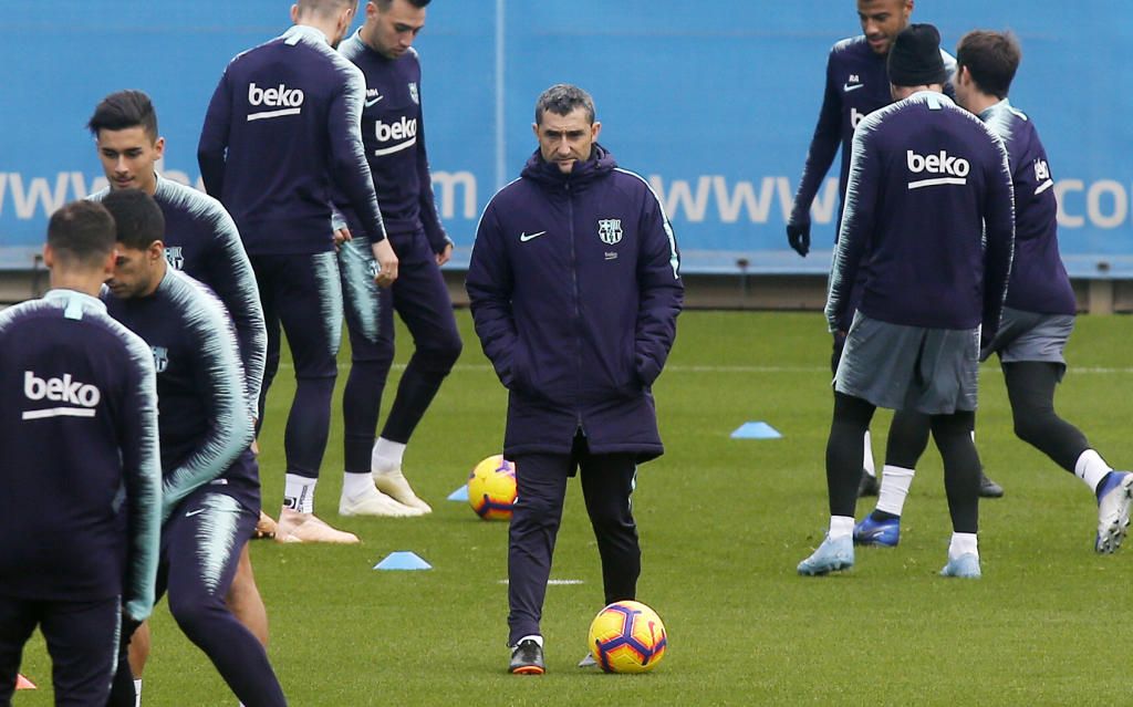 Luis Suárez, Arthur y Cillesen, bajas; Rakitic y Coutinho, altas