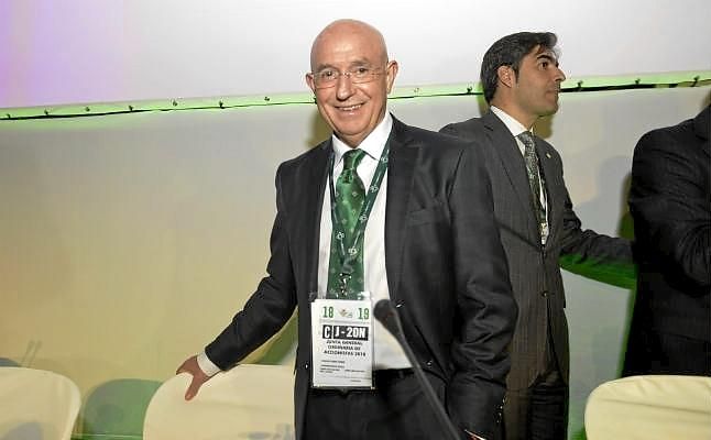 Serra Ferrer, la búsqueda del delantero en enero y el futuro de Lo Celso