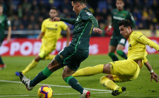 Tello se convierte en centenario en Liga