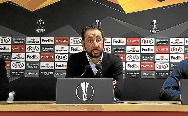 Machín: "Nos la tenemos que jugar en casa, con nuestra gente"