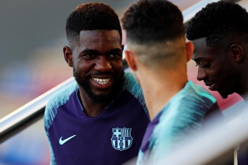 Umtiti seguirá un tratamiento conservador en Catar para evitar el quirófano