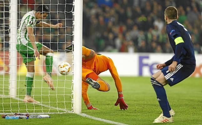 Números redondos para tres béticos