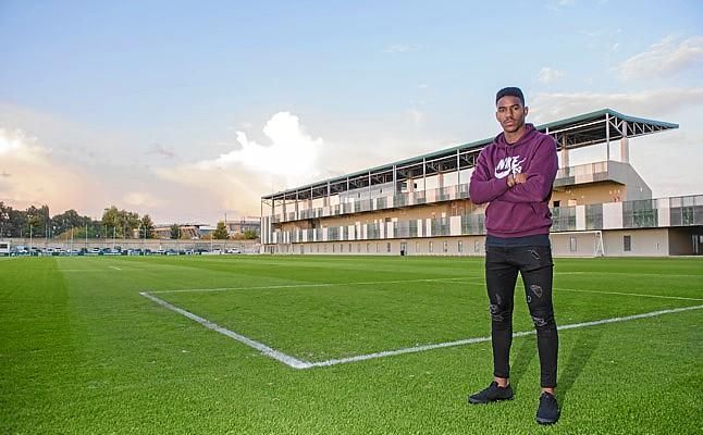 Junior: "No voy a jugar toda la vida de carrilero"