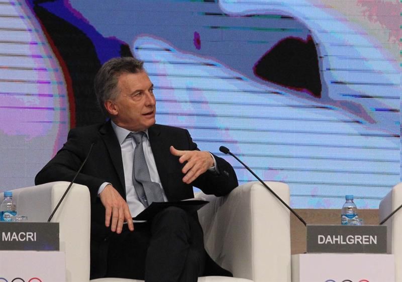 Macri pide una "profunda reflexión" para que no se repitan los hechos del River-Boca