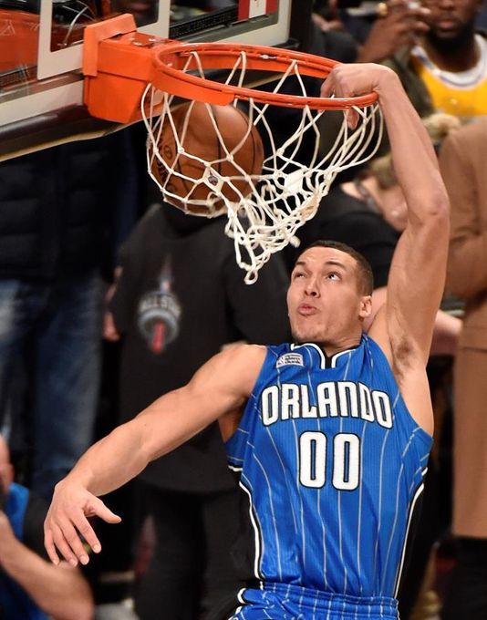 90-105. Gordon logra doble-doble y los Magic se mantienen líderes