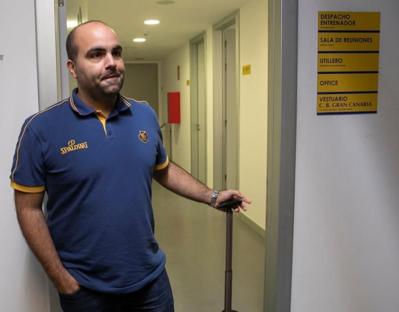 Víctor García: "Soy consciente de que no llego aquí con una varita mágica"