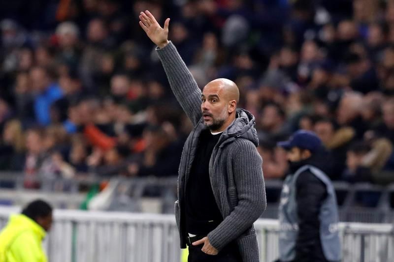 Guardiola confirma que visitarán al Chelsea sin Agüero y De Bruyne