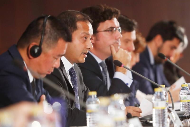 Murthy ratifica ante los accionistas del club el objetivo de ser cuartos