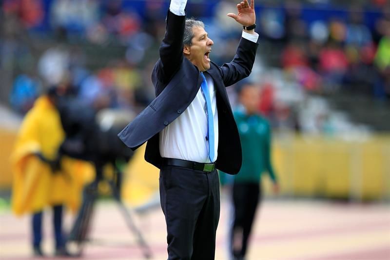 El colombiano Carlos Restrepo es el nuevo entrenador del Real España de Honduras