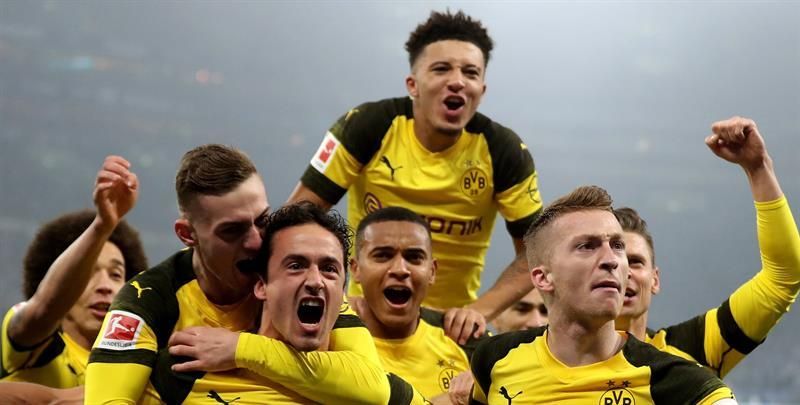 El derbi no frena al Dortmund