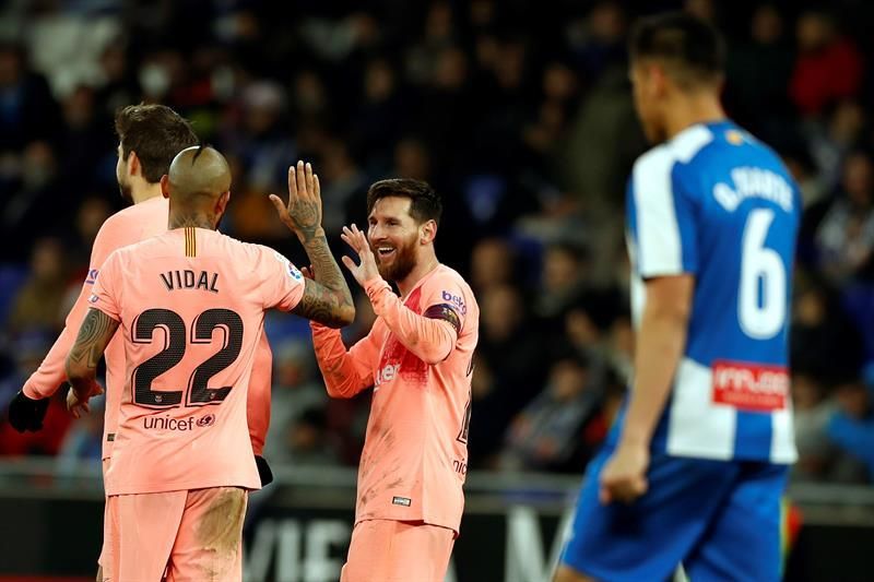 Messi marca en el estadio del Espanyol tres temporadas después