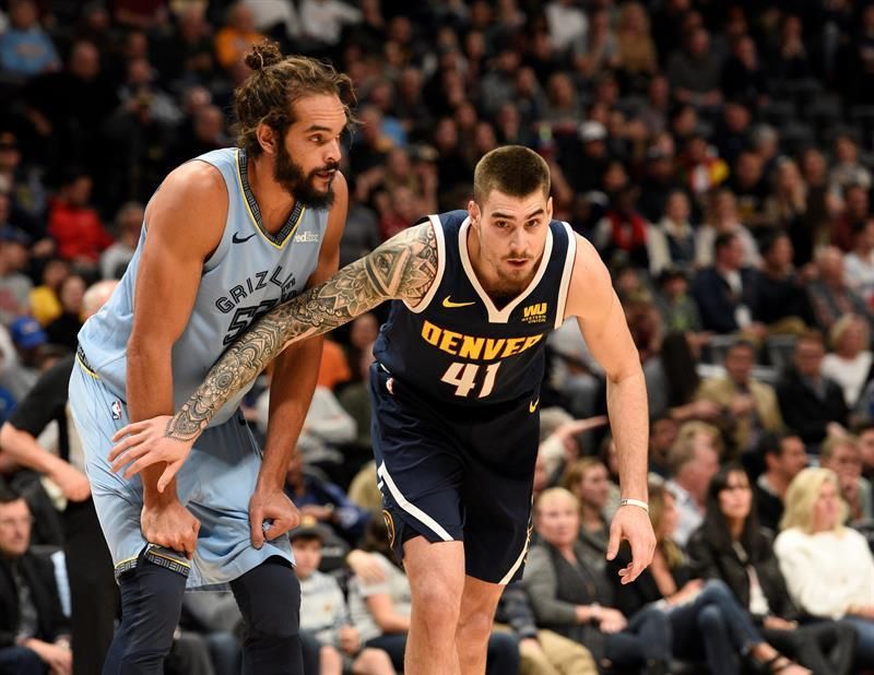 105-99. Jokic pone de nuevo a los Nuggets en el camino ganador