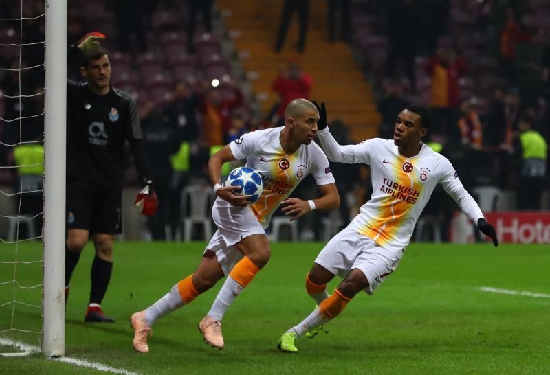 2-3. El Oporto llega a octavos invicto y el Galatasaray, a la Liga Europa