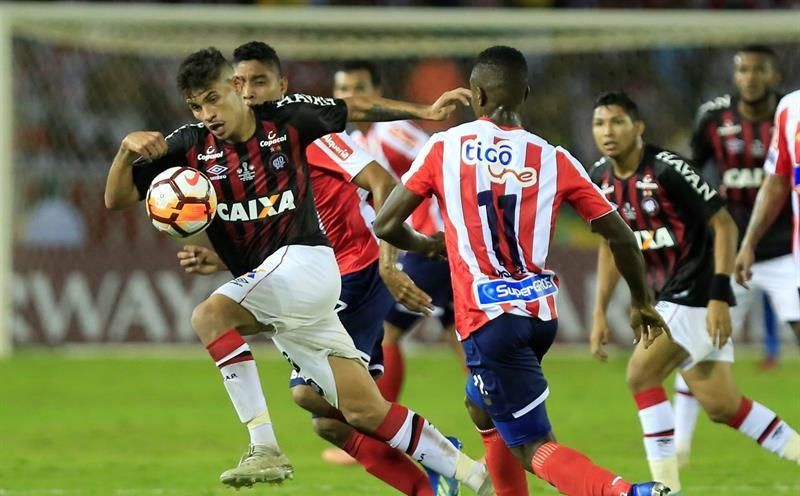 Paranaense y Junior, a una victoria de un título inédito