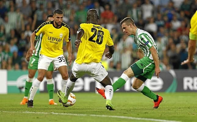 El Betis pasará cinco días lejos de Heliópolis