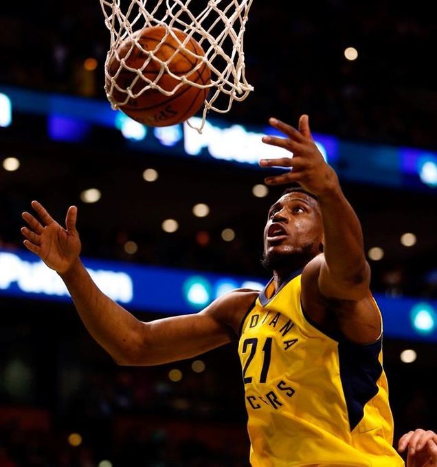 113-97. Young y los Pacers amenazan a los Bucks