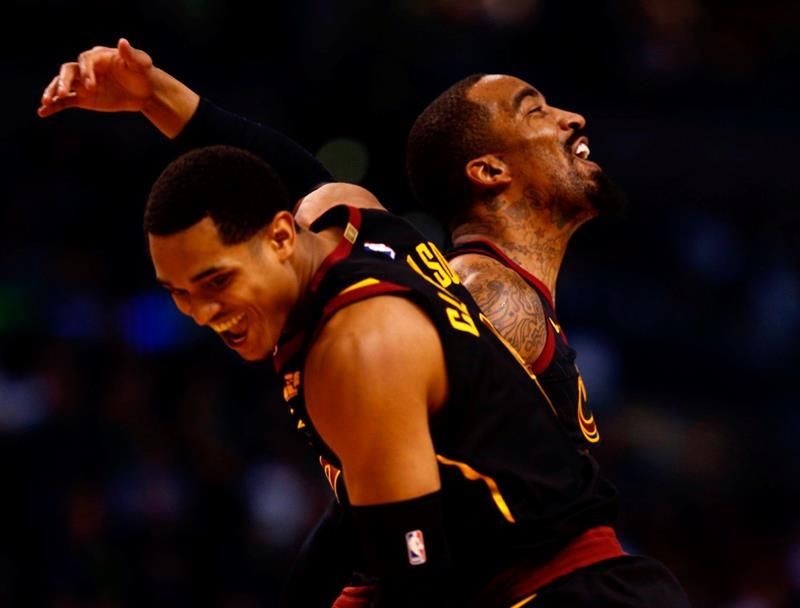113-106. Clarkson dirige la victoria de los Cavaliers