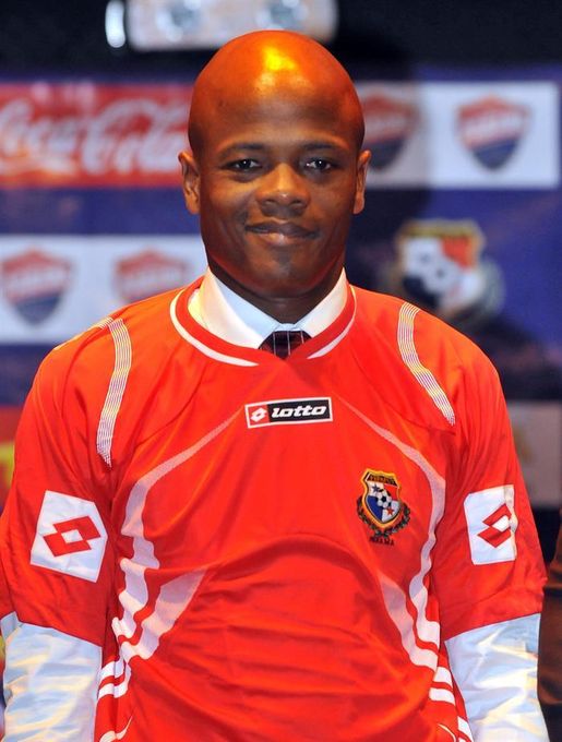 Restrepo y Dely Valdés serán entrevistados para el cargo de técnico de Panamá