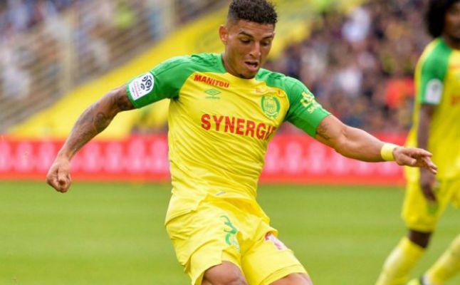 El Sevilla piensa en Diego Carlos