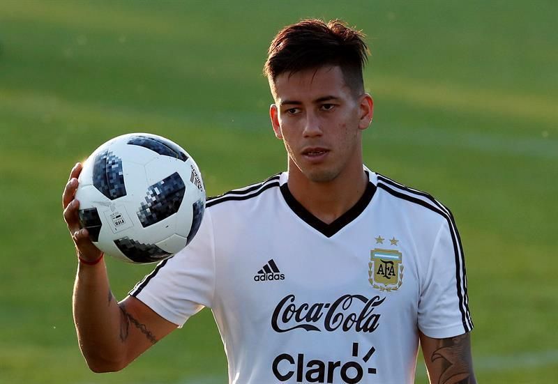 Maximiliano Meza firma con el Monterrey de México