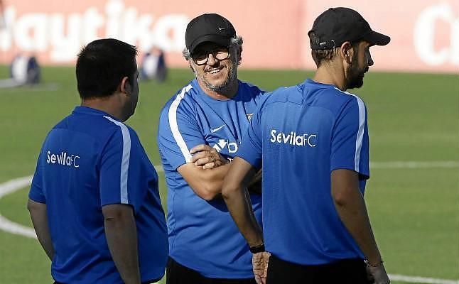 Así es el trabajo del segundo de Machín un día de partido