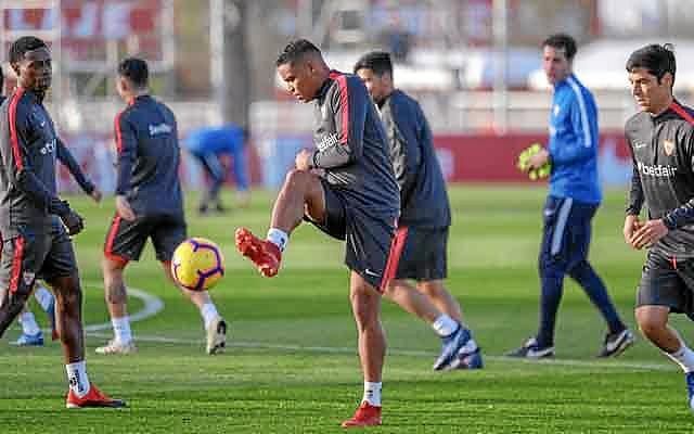 Dos días de permiso a Muriel para que cierre su futuro