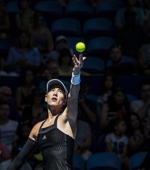 Muguruza cae frente a Barty en el primer partido España-Australia