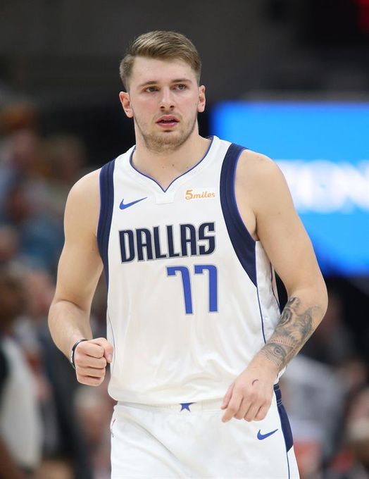 84-122. Doncic y Mavericks dejan a Hornets sin liderato; Willy, 10 rebotes