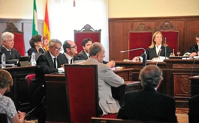 Archivada la 'batalla' Lopera-Alaya