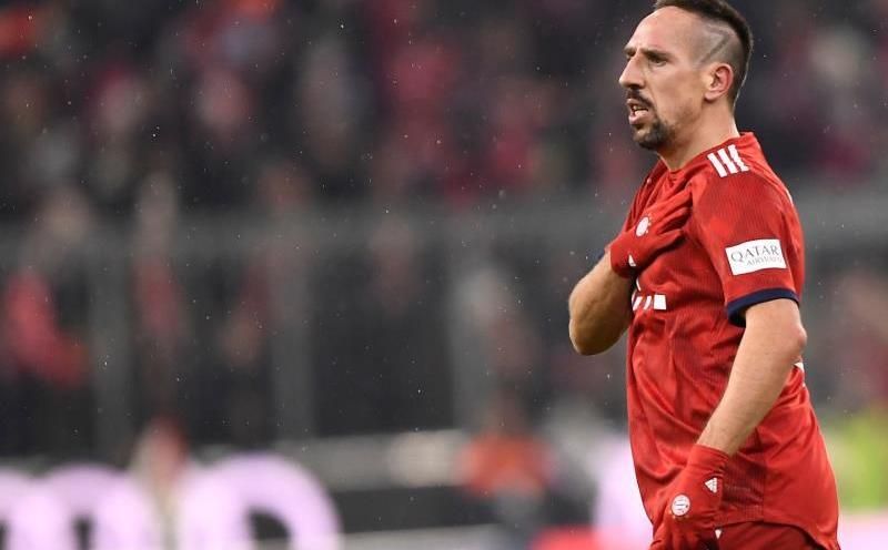 Bayern sanciona a Ribéry por insultos en Twitter