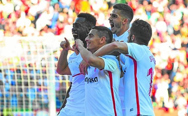 En la mesa de los poderosos