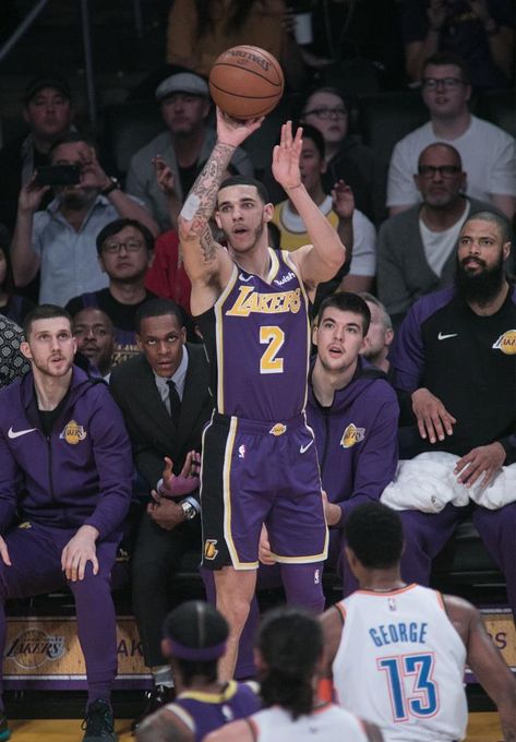 97-107. Ingram y Ball responden a advertencia de Walton y pueden con Doncic