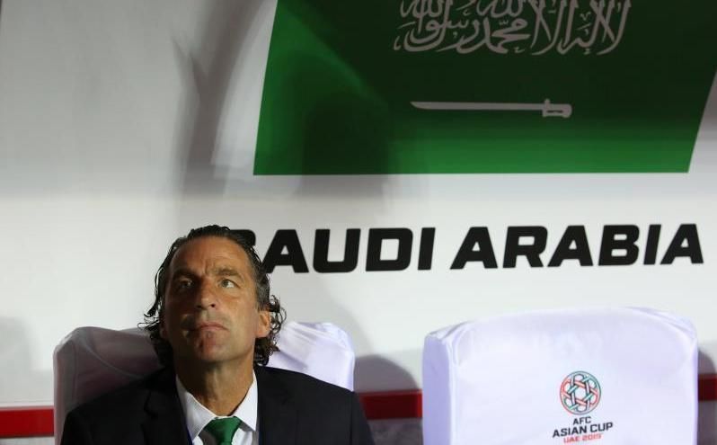 Pizzi debuta con goleada para Arabia Saudí; Irak sufre para ganar a Vietnam