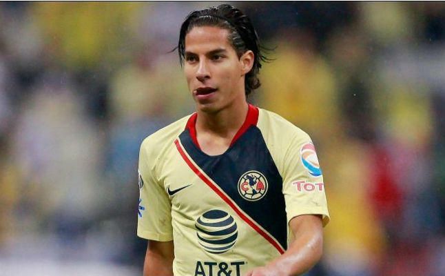 El Ajax sube su oferta por Diego Lainez