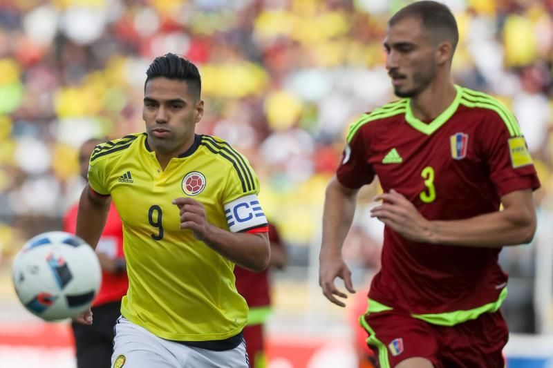 El Málaga cede al defensa venezolano Mikel Villanueva al Nástic de Tarragona