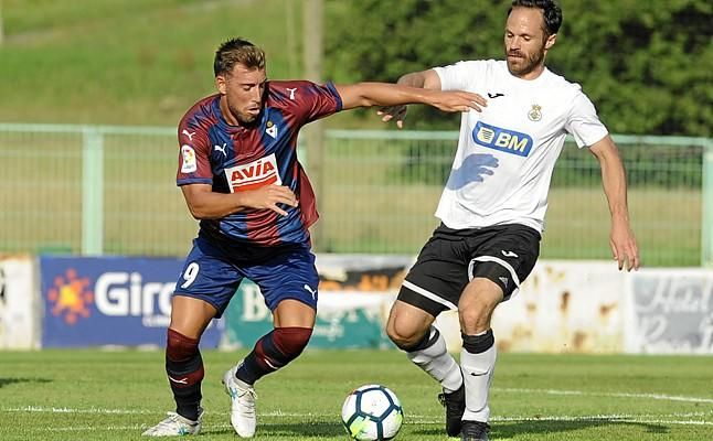 Mikel Alonso: "La Real Sociedad es todo; me permitió cumplir mi primer sueño"