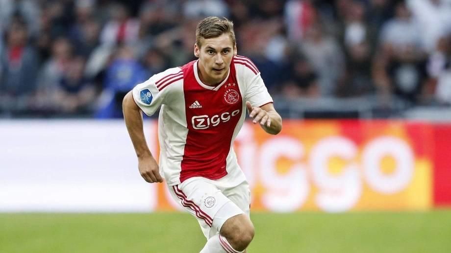 Estrecha el cerco sobre Wöber