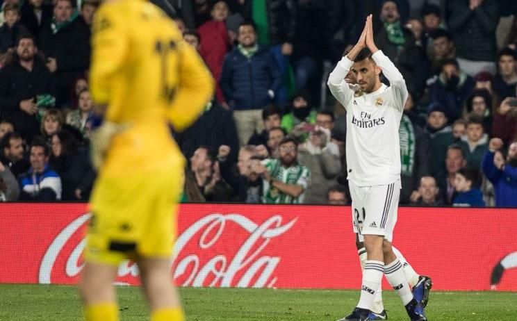 Real Betis 1-2 Real Madrid: Valentía derribada por 'fuego amigo'