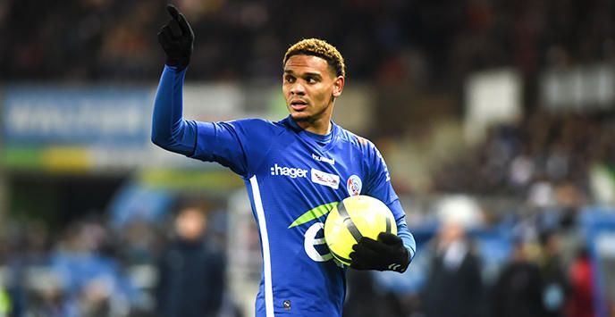 Interés por Kenny Lala, pero no oferta