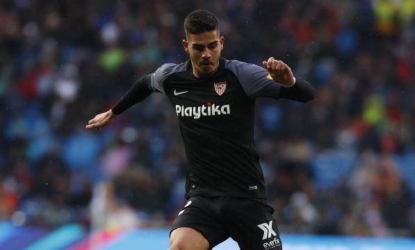 André Silva: "No sé qué nos falta para ganar fuera de casa"
