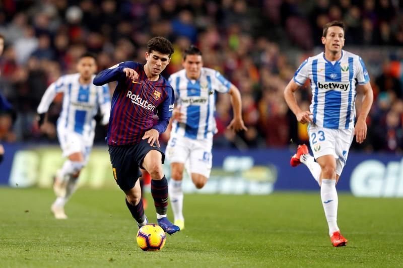 3-1. Messi decide en la primera gran noche de Dembéle