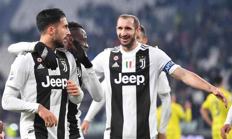 Cristiano falla un penalti, pero la Juventus golea 3-0 al Chievo