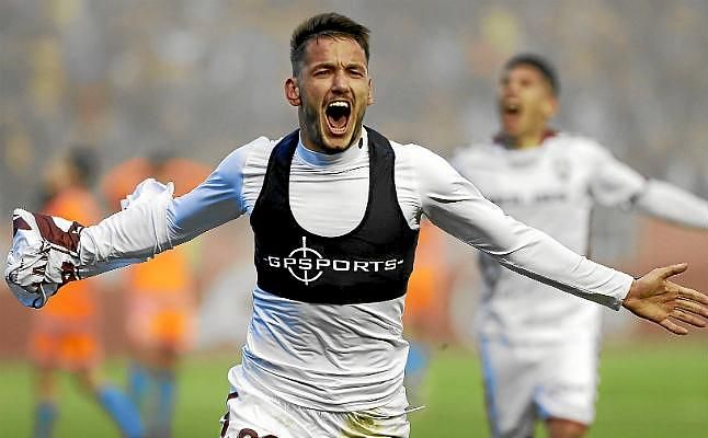 Sevilla y Valencia espían a Rey Manaj