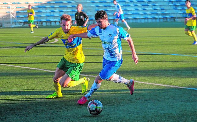 La UD Morón CF logra recortar dos puntos 'in extremis'