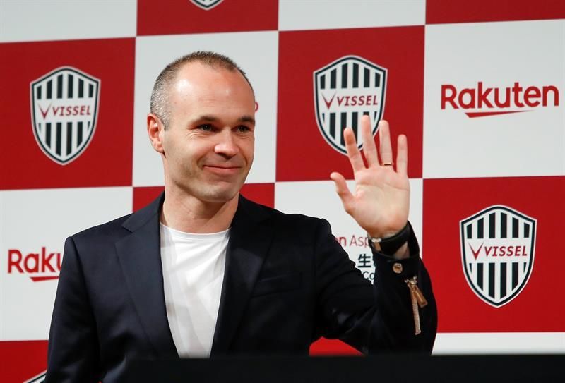El tridente Iniesta, Villa y Podolski debuta con el Vissel Kobe