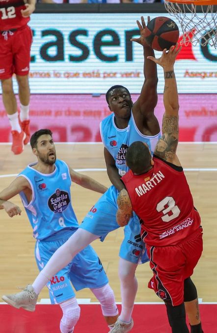 83-69. Tecnyconta se acerca a la salvación y mira de reojo al 'playoff'