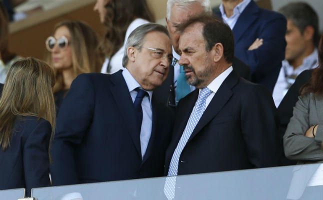 Ángel Torres se pronuncia: "¡Vaya cruz me ha caído a mí con Marcelino!"